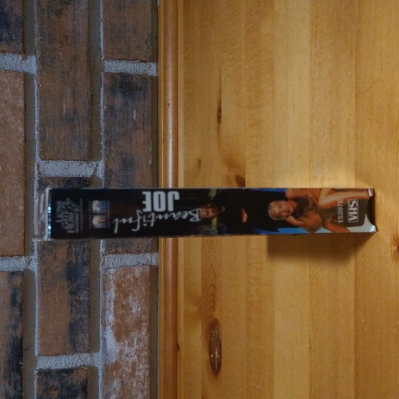 Beautiful Joe VHS tape - Picture 2 of 7